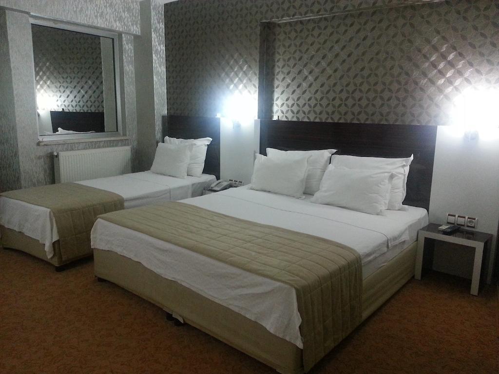 דניזלי Anya Suit Otel חדר תמונה