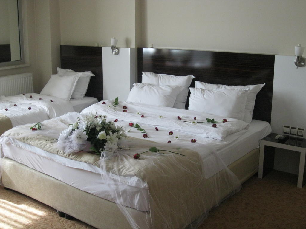 דניזלי Anya Suit Otel מראה חיצוני תמונה