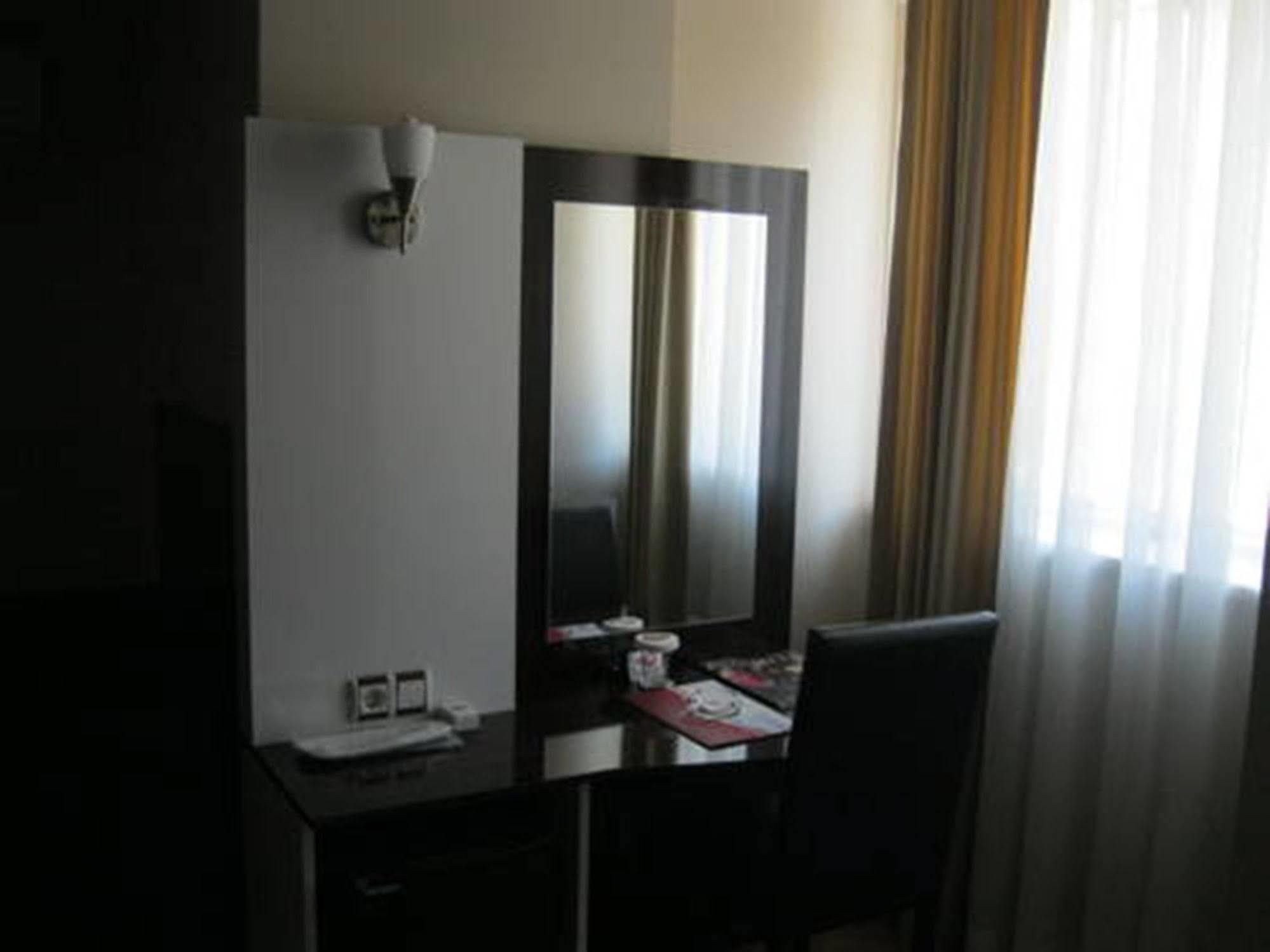 דניזלי Anya Suit Otel מראה חיצוני תמונה